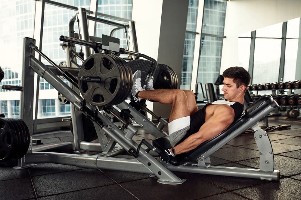 Leg Press: tra l'illusione di essere forti e il rischio di farsi male